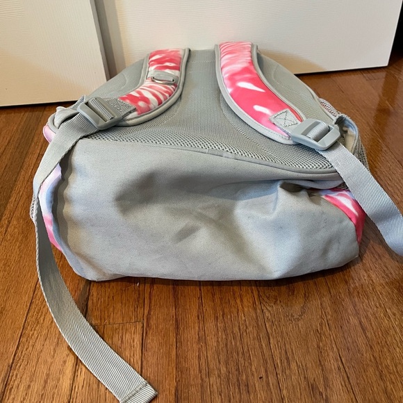 Gear-Up Pottery Barn Teen Tie Dye Backpack in Pink/grey - Picture 4 of 13